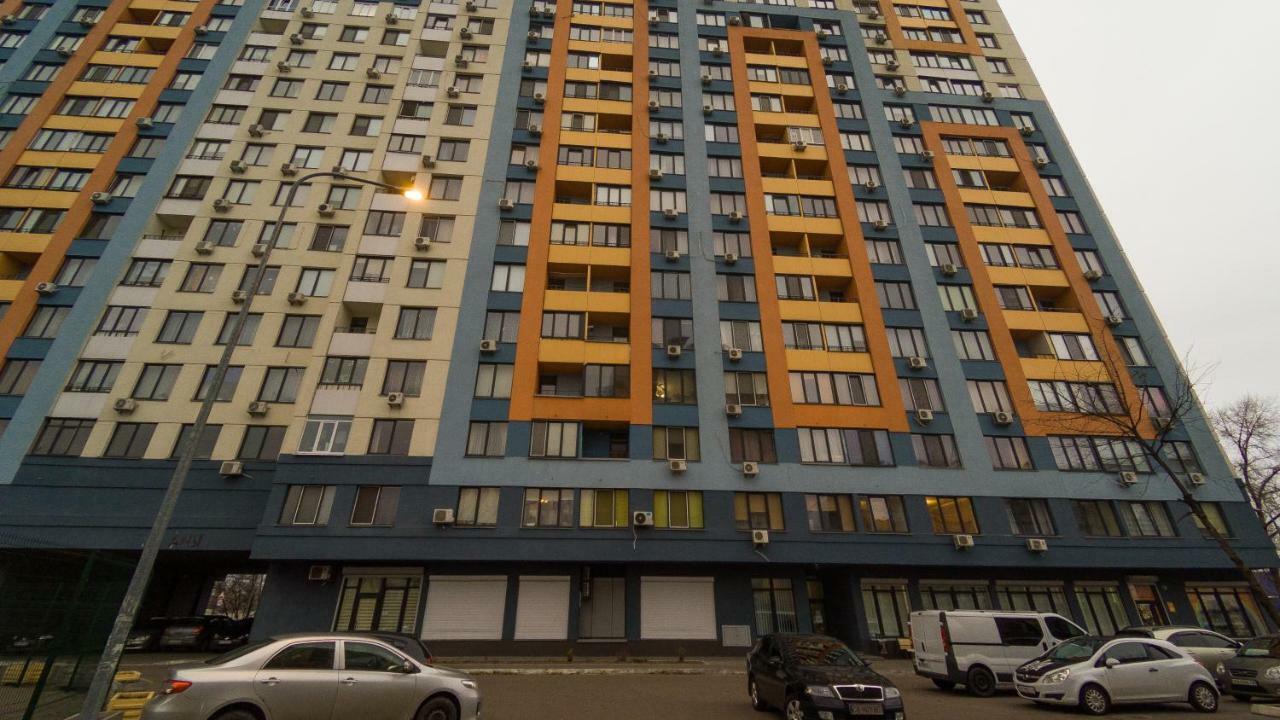 Kvartirkoff Na Bogatirskaya 6A, 2 Floor Daire Kiev Dış mekan fotoğraf