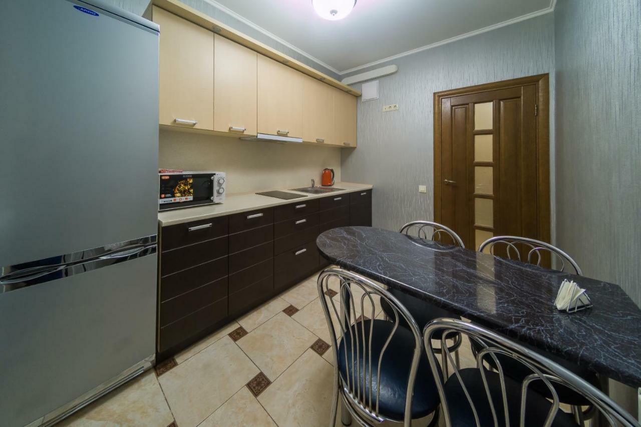 Kvartirkoff Na Bogatirskaya 6A, 2 Floor Daire Kiev Dış mekan fotoğraf