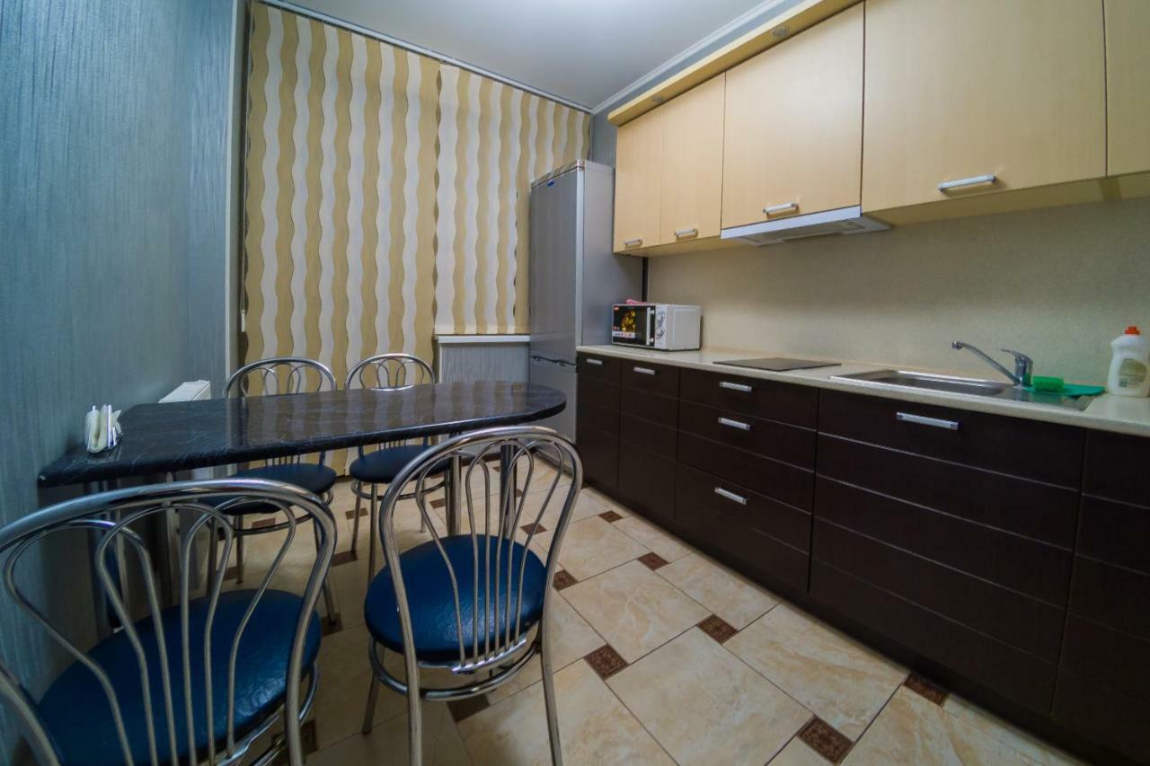 Kvartirkoff Na Bogatirskaya 6A, 2 Floor Daire Kiev Dış mekan fotoğraf